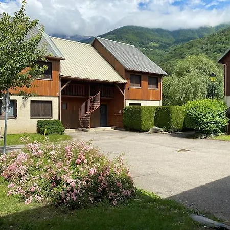 Cosy Au Pied De La Telecabine Pour L Alpe D Huez Parking Prive Apartament